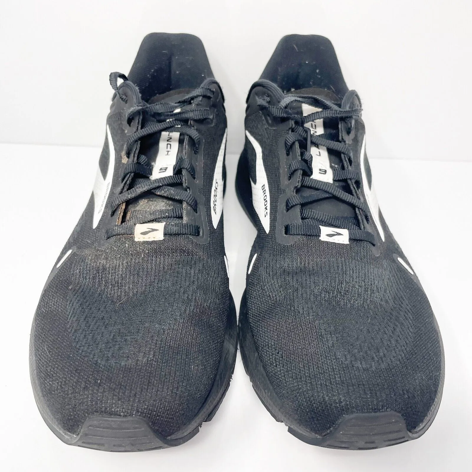 Brooks Mens Launch 9 1103862E048 Black Running Shoes Sneakers Size 10.5 2E