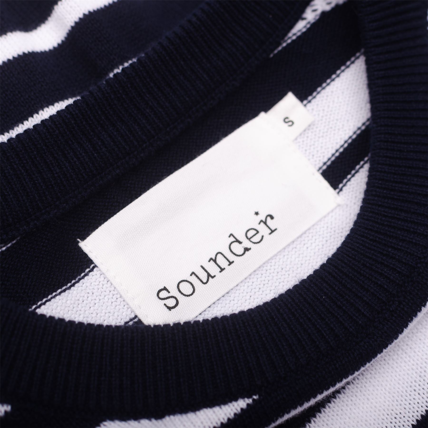 Cosmos Knit C-Neck Deep Navy/Off White Stripe - 2024