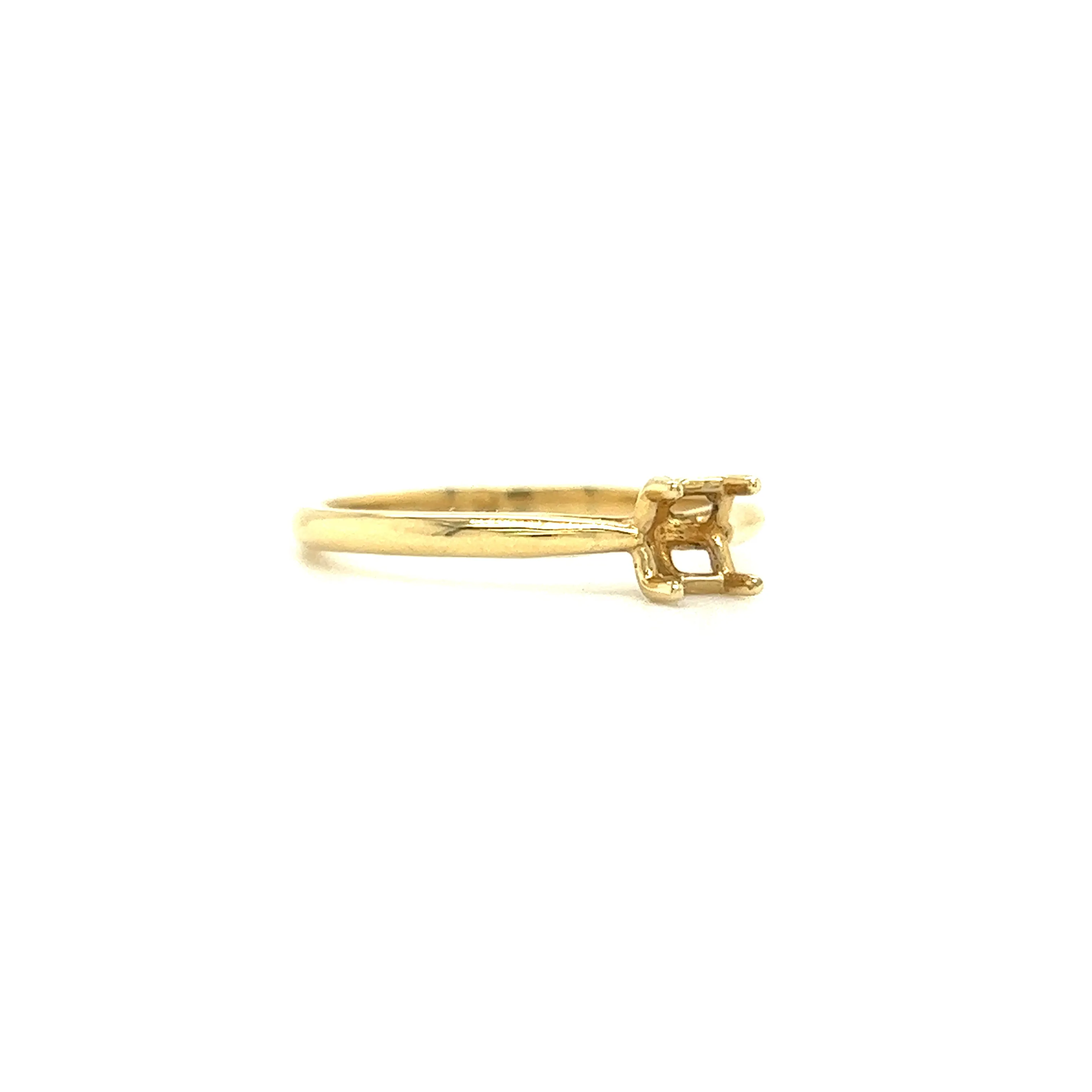 Solitaire Ring Setting with Four Prong Head in 14K Yellow Gold