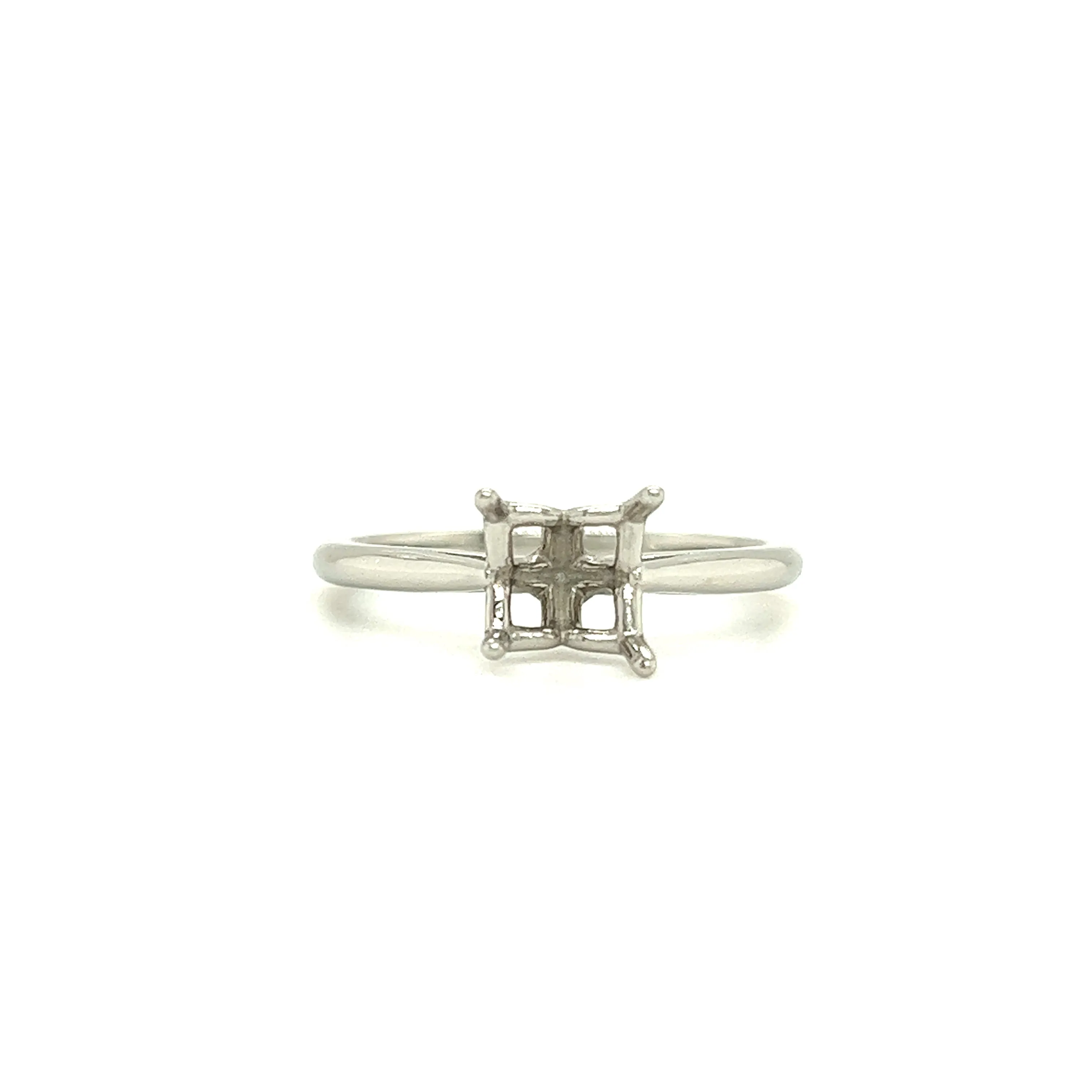 Solitaire Ring Setting with Four Prong Head in Platinum